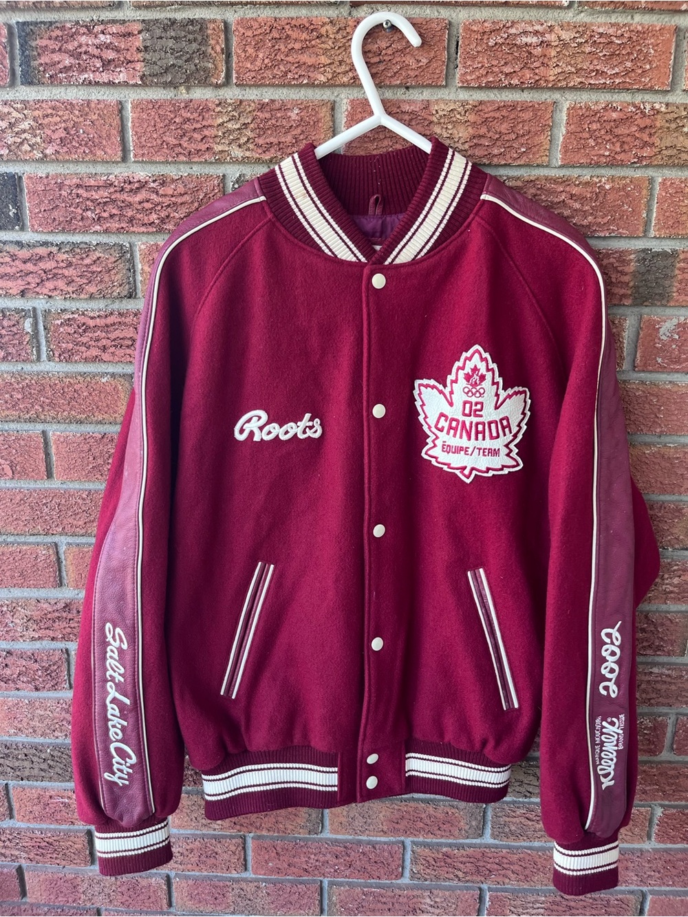 Vtg Roots Maroon Canada Maple Varsity Jacket Sz men’s XL